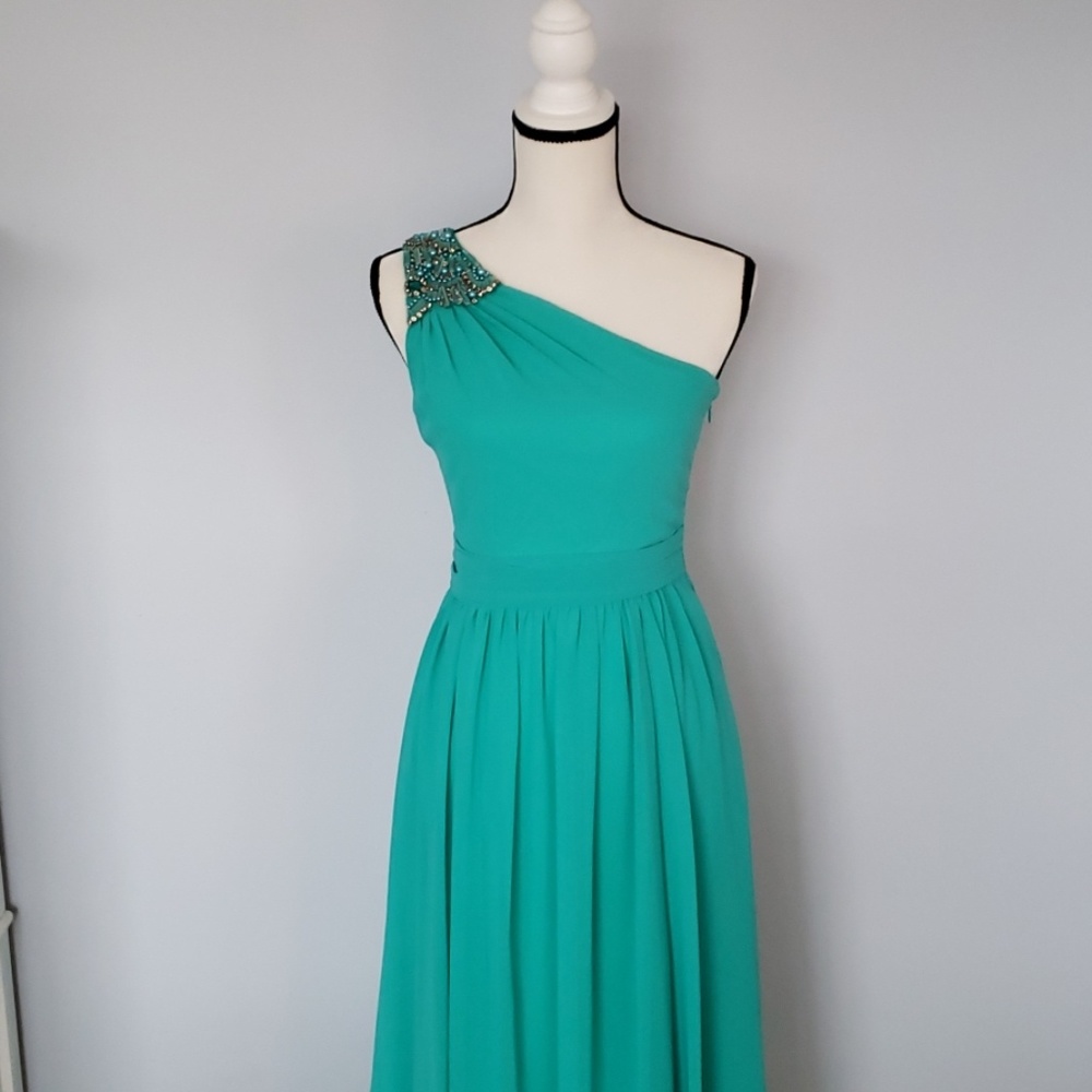 NWT Badgley Mischka x Cache one shoulder formal